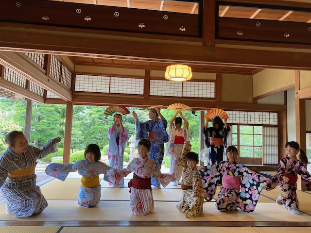 日本舞踊